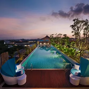 Отель Ramada By Wyndham Bali Sunset Road Kuta